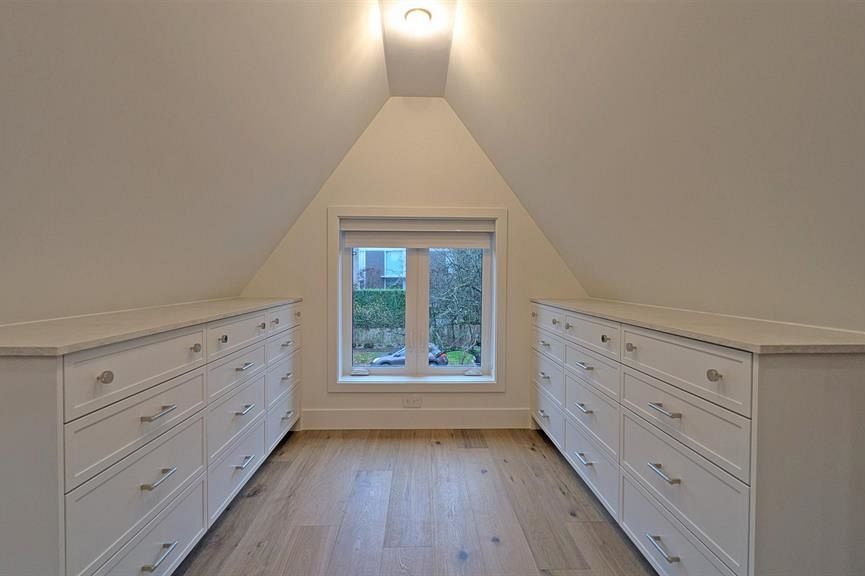 1139 W 33rd Avenue Vancouver, BC - 16