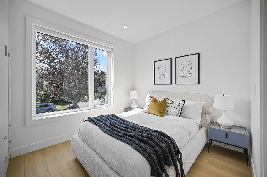 2 3563 E 25th Avenue Vancouver, BC - 12