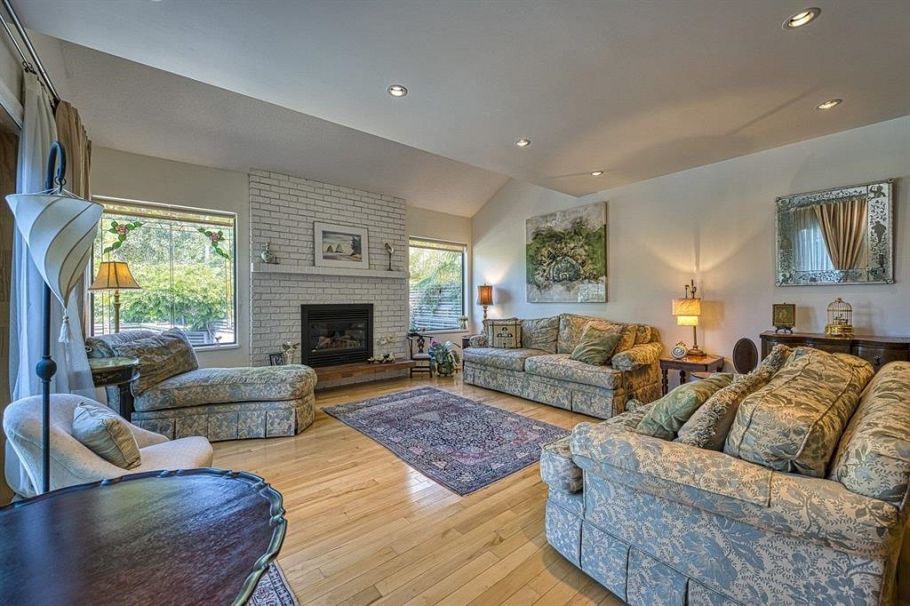 8184 East Boulevard Vancouver, BC - 4