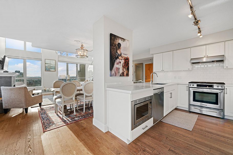 2204 1238 Richards Street Vancouver, BC - 8