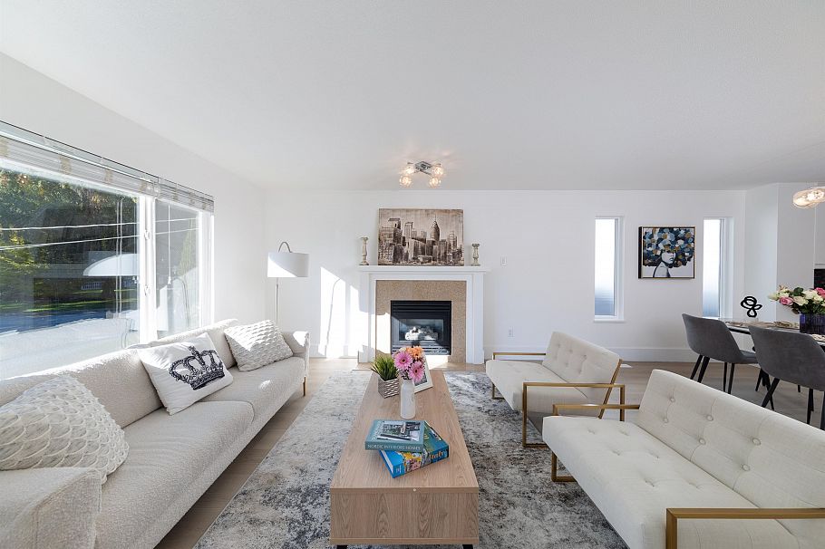 3638 Maginnis Avenue North Vancouver, BC - 3