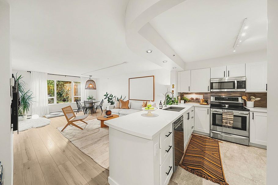 302 1438 W 7th Avenue Vancouver, BC - 7