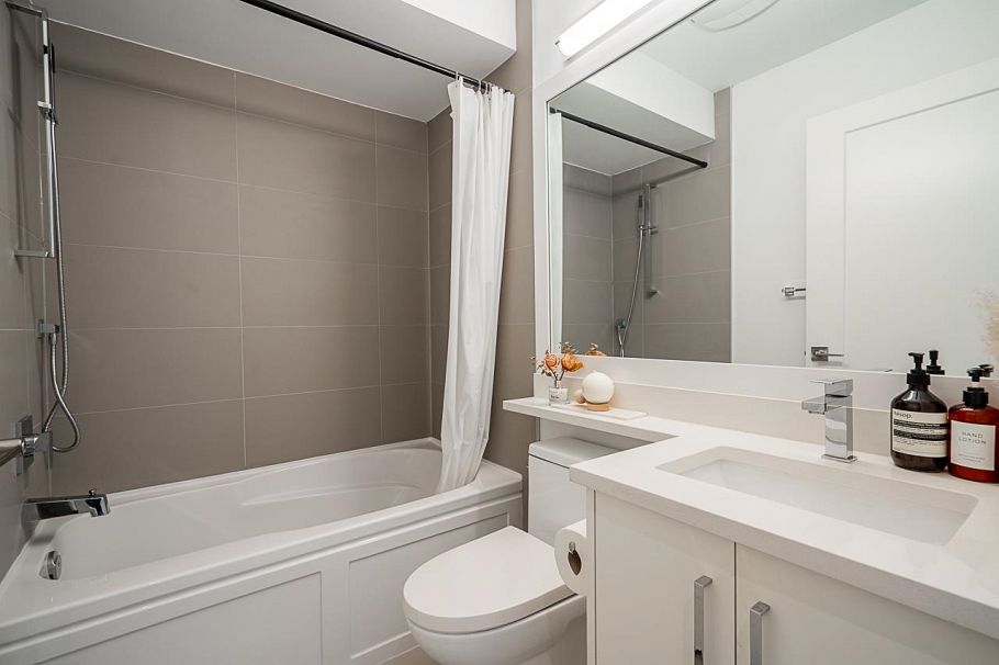 4756 Duchess Street Vancouver, BC - 13