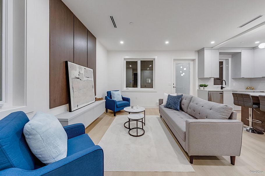 3 6730 Heather Street Vancouver, BC - 3