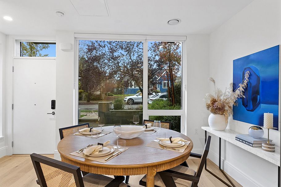 553 W 26th Avenue Vancouver, BC - 6