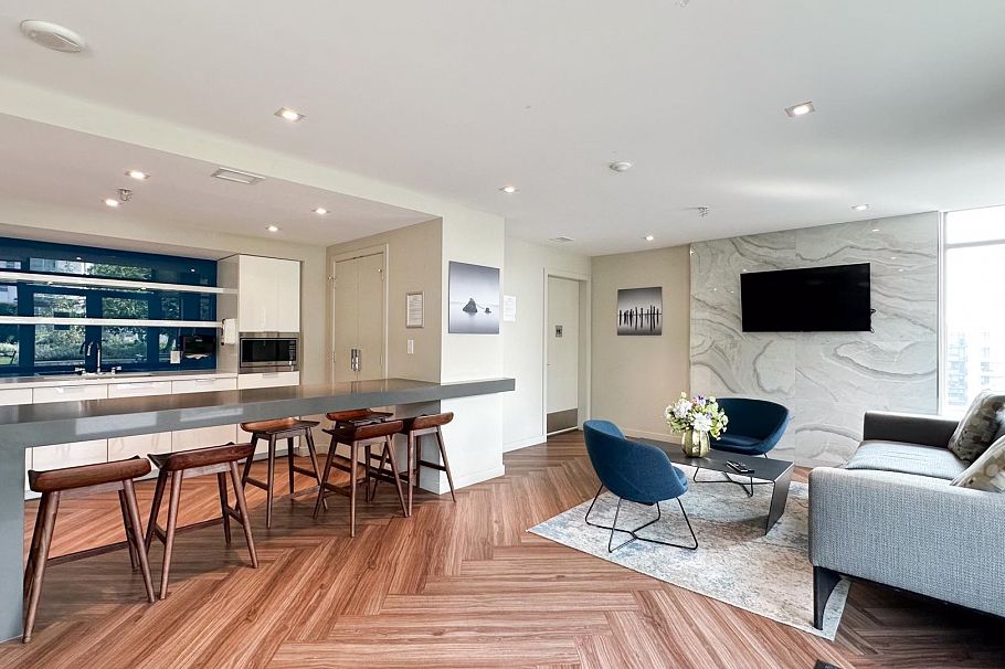 515 1661 Quebec Street Vancouver, BC - 5