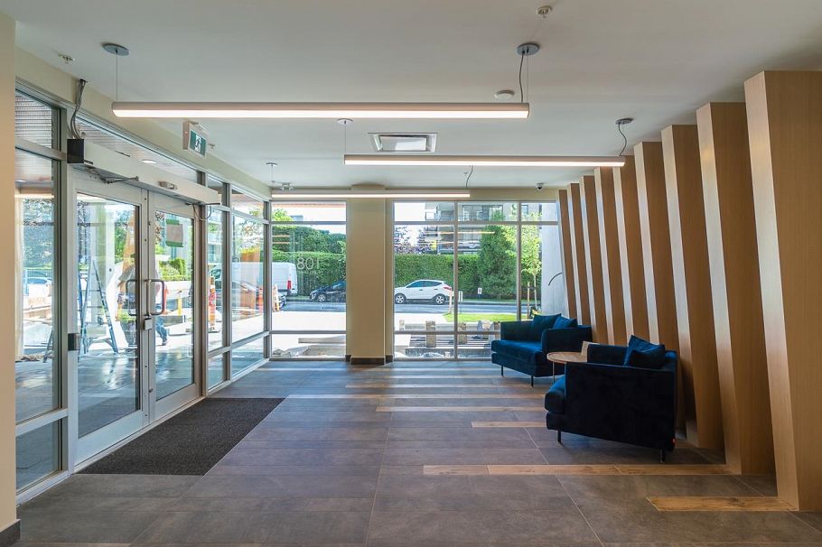 403 108 E 8th Street North Vancouver, BC - 8