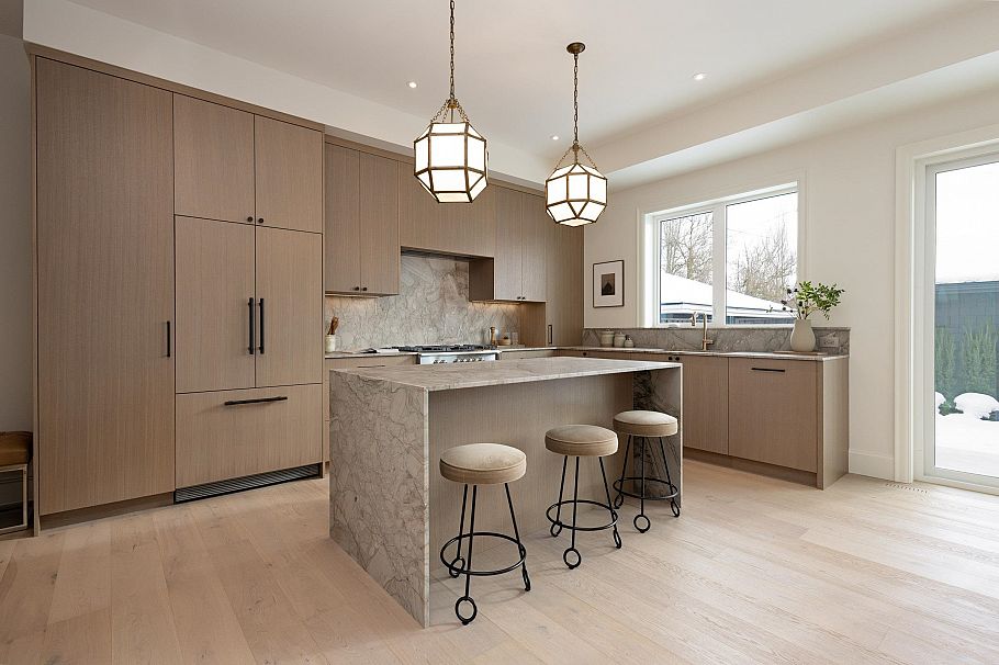 2382 E 5th Avenue Vancouver, BC - 6