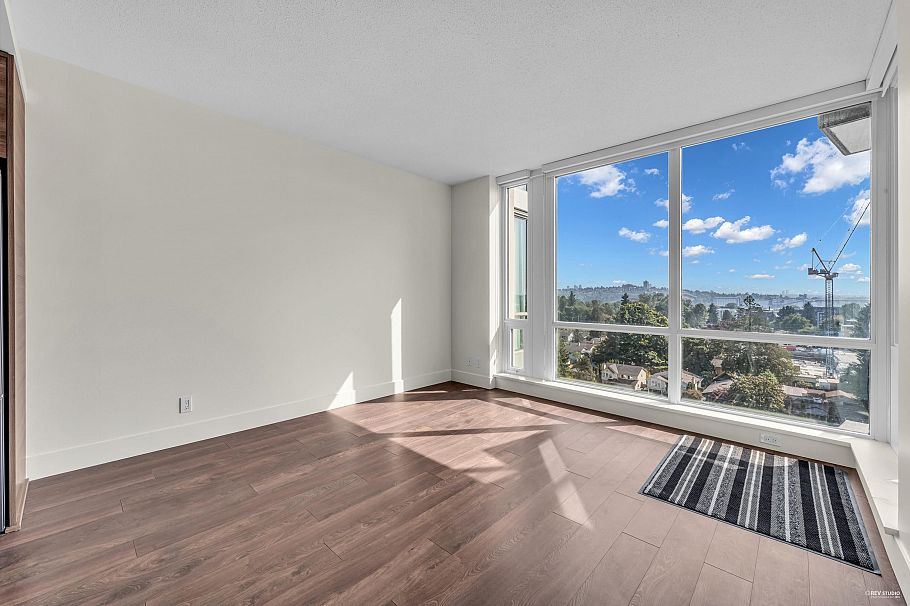 1005 1550 Fern Street North Vancouver, BC - 9