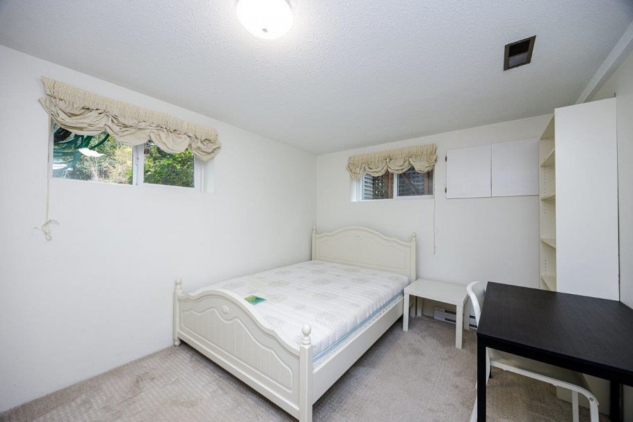 1427 Appin Road North Vancouver, BC - 24