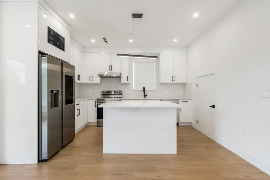 4705 Killarney Street Vancouver, BC - 6