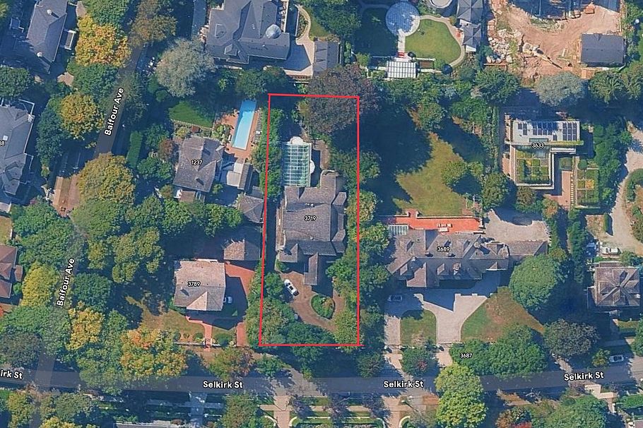 3719 Selkirk Street Vancouver, BC - 33