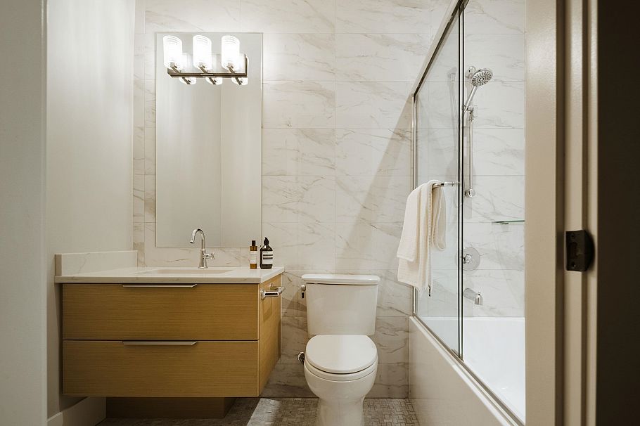 305 W 16th Avenue Vancouver, BC - 30