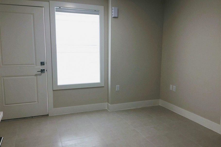 2 2786 E 46th Avenue Vancouver, BC - 26