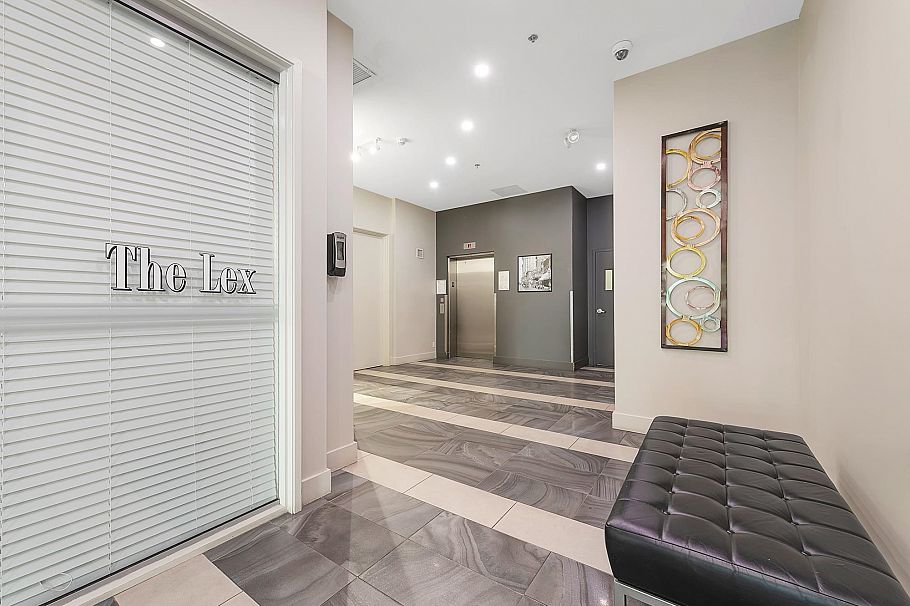 307 1249 Granville Street Vancouver, BC - 25