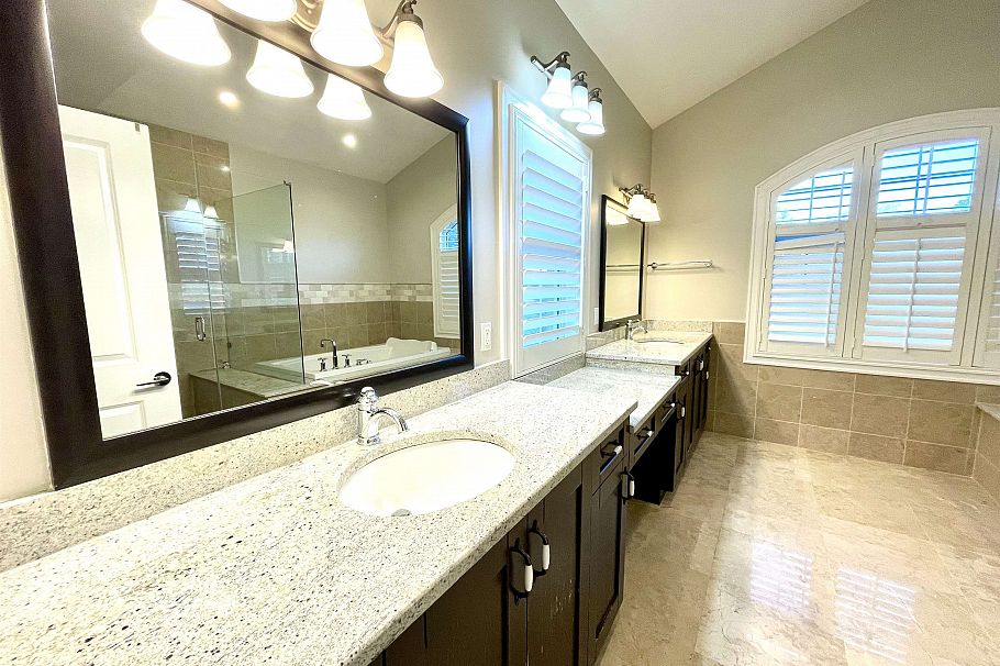 47** GRANVILLE STREET, Vancouver BC V6H 3M2 Vancouver, BC - 15