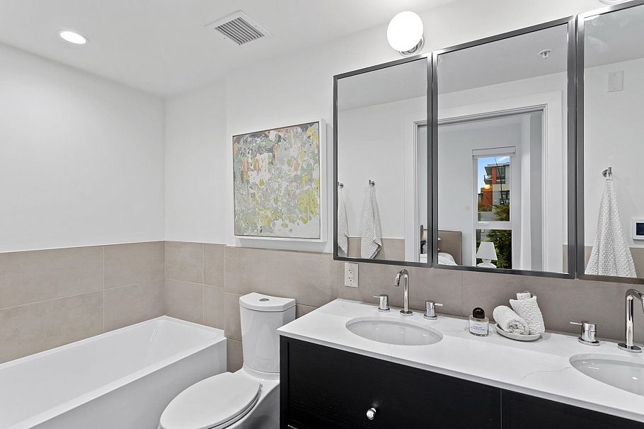 553 W 26th Avenue Vancouver, BC - 21