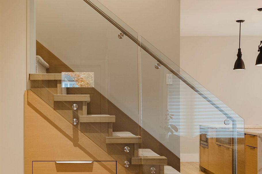 305 W 16th Avenue Vancouver, BC - 24