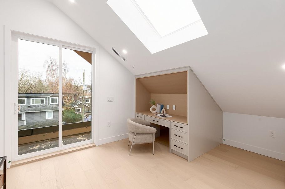 3 2976 W 13th Avenue Vancouver, BC - 23