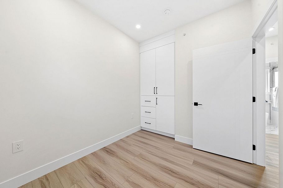 4320 Nanaimo Street Vancouver, BC - 25