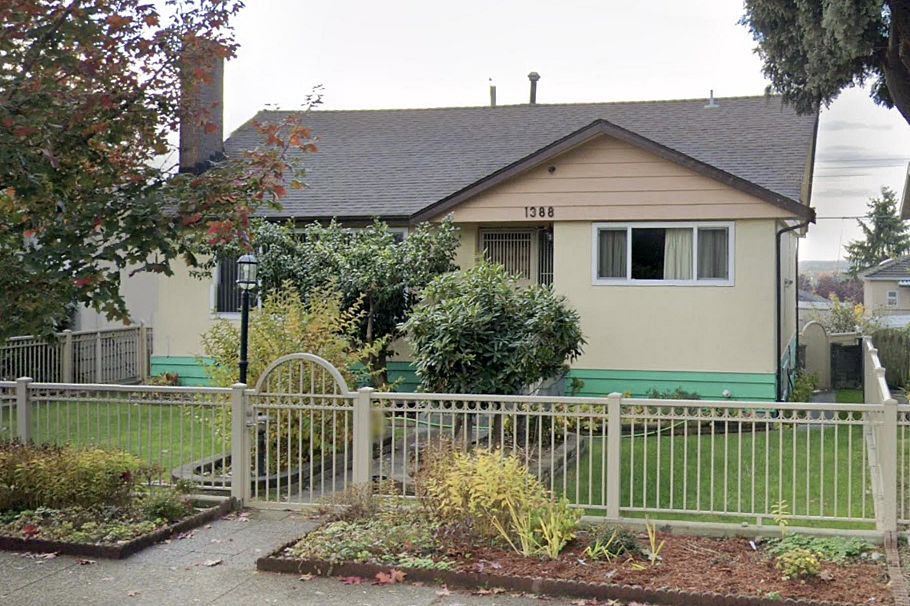 1388 E 60th Avenue Vancouver, BC - 1