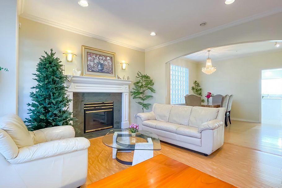 2056 Scarboro Avenue Vancouver, BC - 4