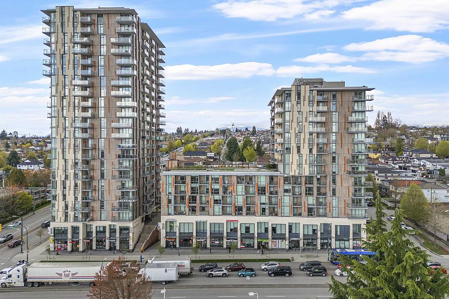 807 8181 Chester Street Vancouver, BC - 2