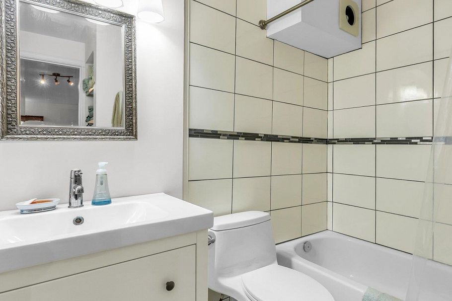 3 2146 W 43rd Avenue Vancouver, BC - 8