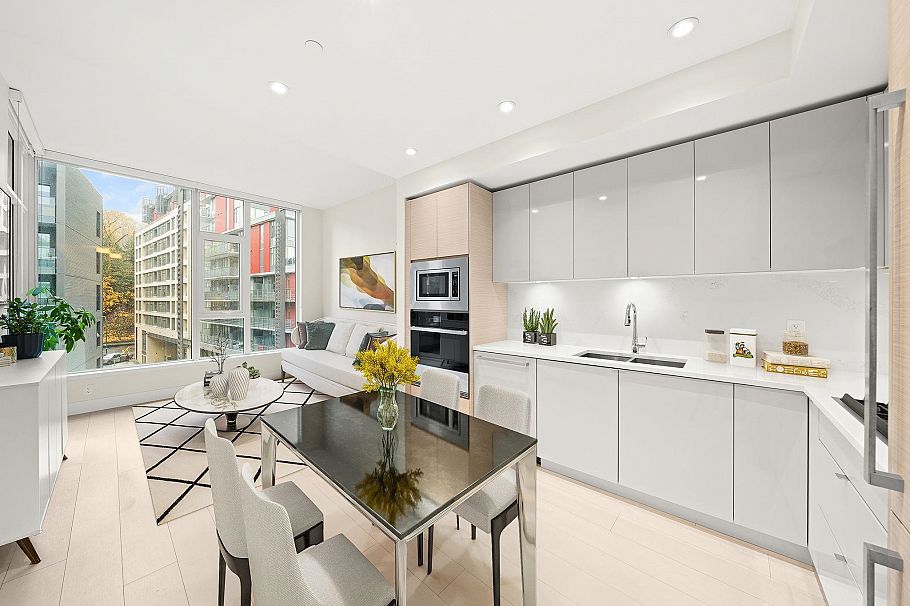 519 3438 Sawmill Crescent Vancouver, BC - 2