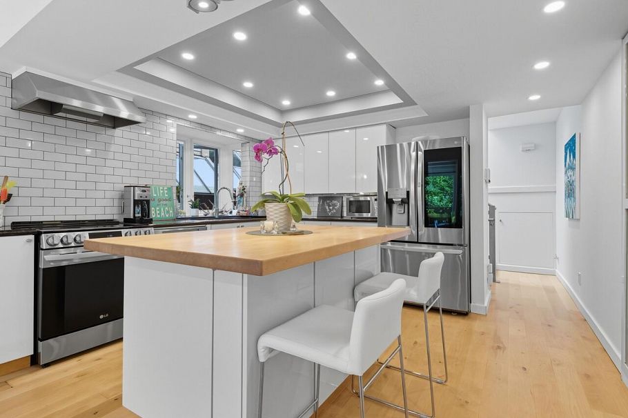 1645 Stephens Street Vancouver, BC - 4