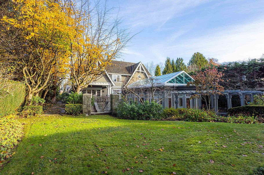 3719 Selkirk Street Vancouver, BC - 31