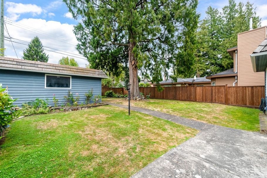 1653 W 62nd Avenue Vancouver, BC - 26