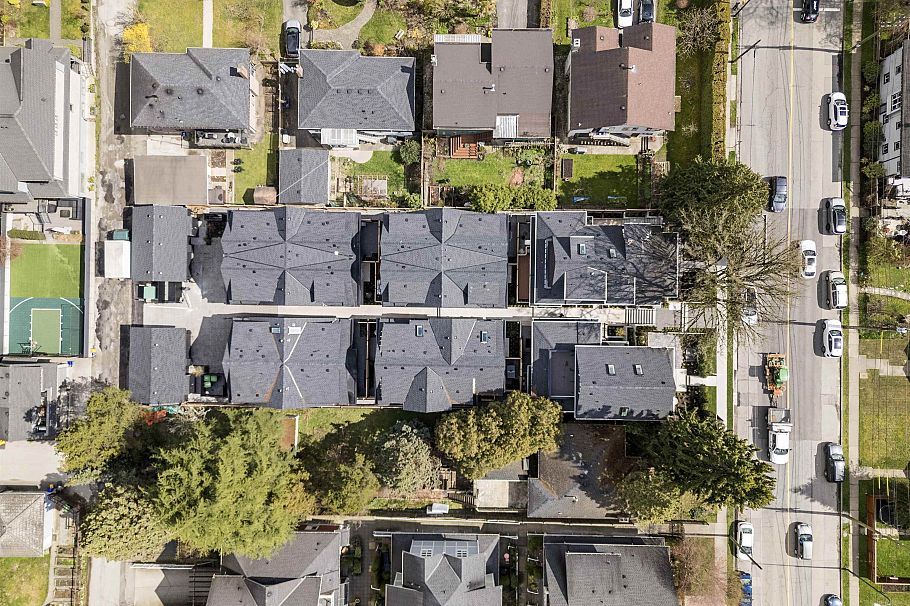 5 371 E 33rd Avenue Vancouver, BC - 23