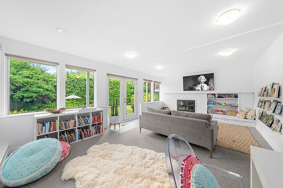 3455 Calder Avenue North Vancouver, BC - 28