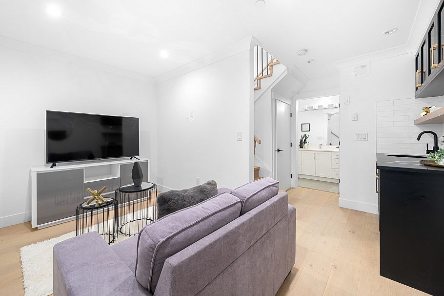 4990 Sherbrooke Street Vancouver, BC - 26