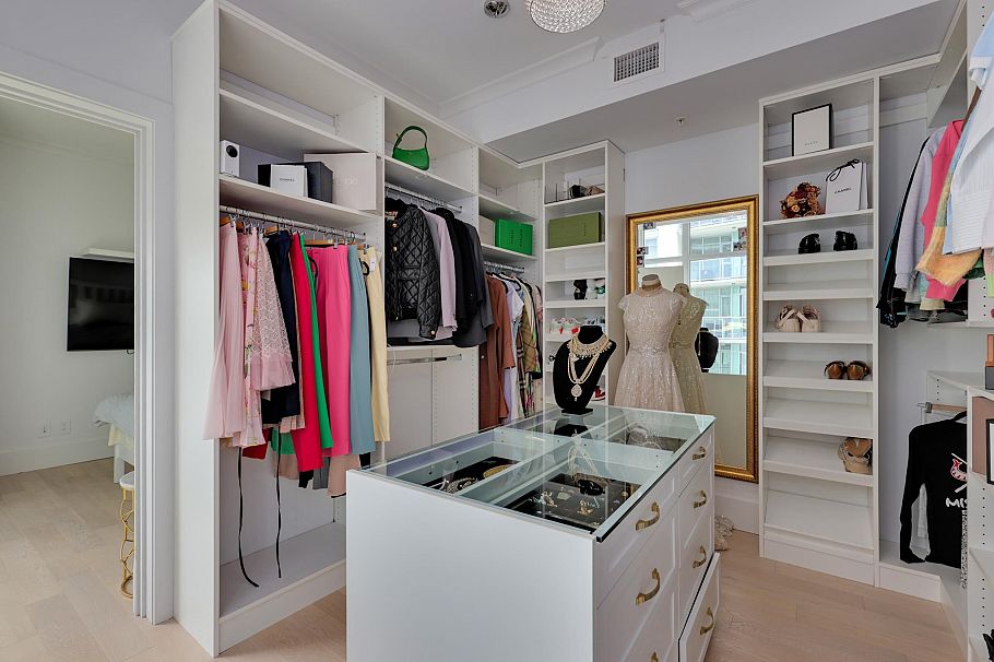 501 185 Victory Ship Way North Vancouver, BC - 16