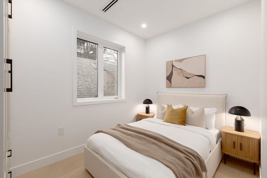 3 2976 W 13th Avenue Vancouver, BC - 14