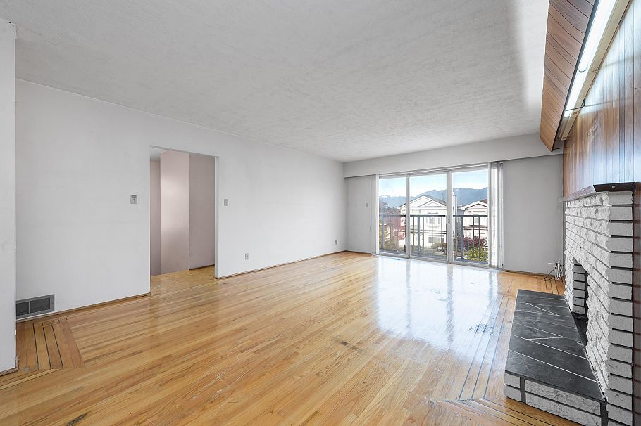 3220 E 19th Avenue Vancouver, BC - 18