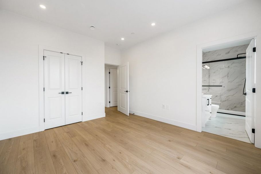 4705 Killarney Street Vancouver, BC - 8