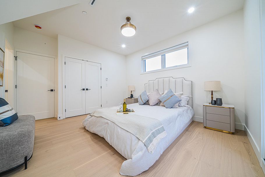 3460 Welwyn Street Vancouver, BC - 26