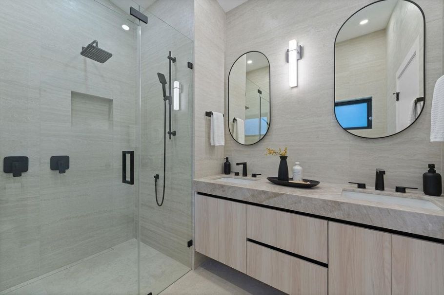 504 E 5th Street North Vancouver, BC - 26