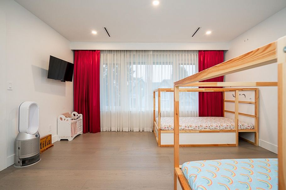 1026 Belmont Avenue North Vancouver, BC - 22