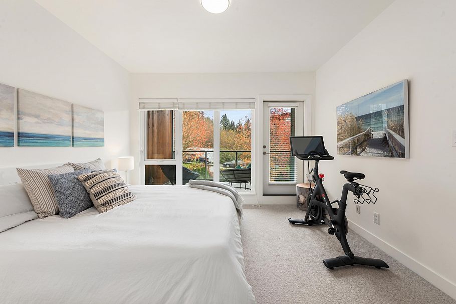 3 3595 Salal Drive North Vancouver, BC - 10