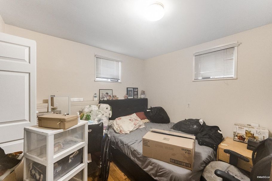 4358 Victoria Drive Vancouver, BC - 21