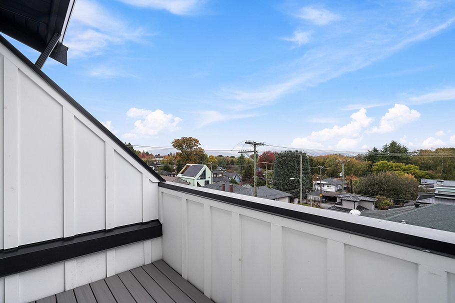 2140 E 20th Avenue Vancouver, BC - 19