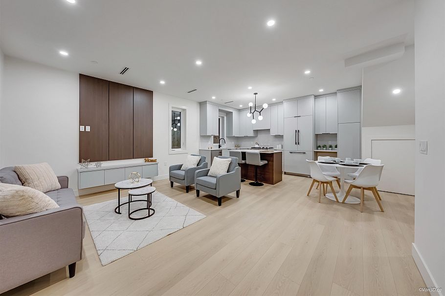 1 6730 Heather Street Vancouver, BC - 1