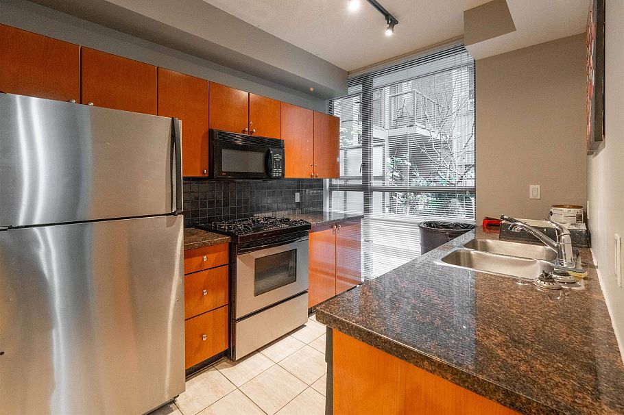 1006 928 Richards Street Vancouver, BC - 34