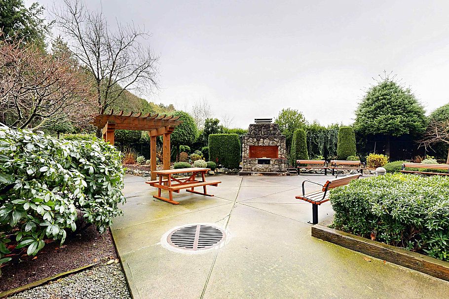 1607 4425 Halifax Street Burnaby, BC - 30