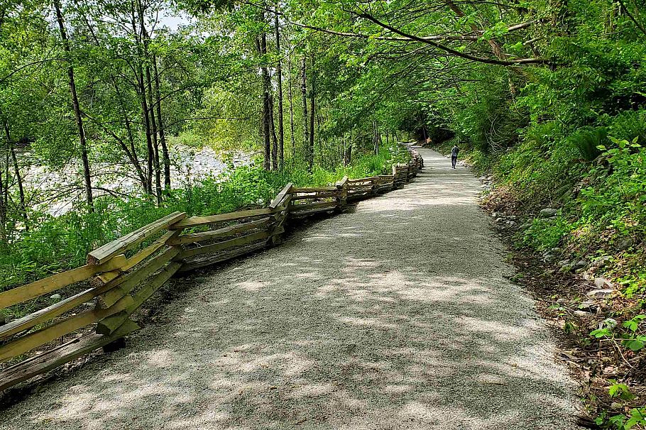 1006 2016 Fullerton Avenue North Vancouver, BC - 22