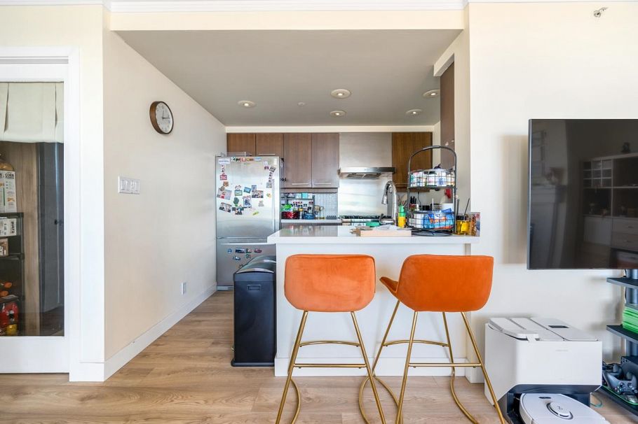 2608 198 Aquarius Mews Vancouver, BC - 14